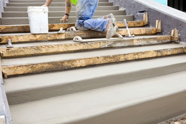 Concrete Steps Pouring in Dothan