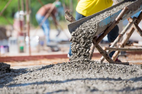 Backyard Concrete Pouring in Dothan